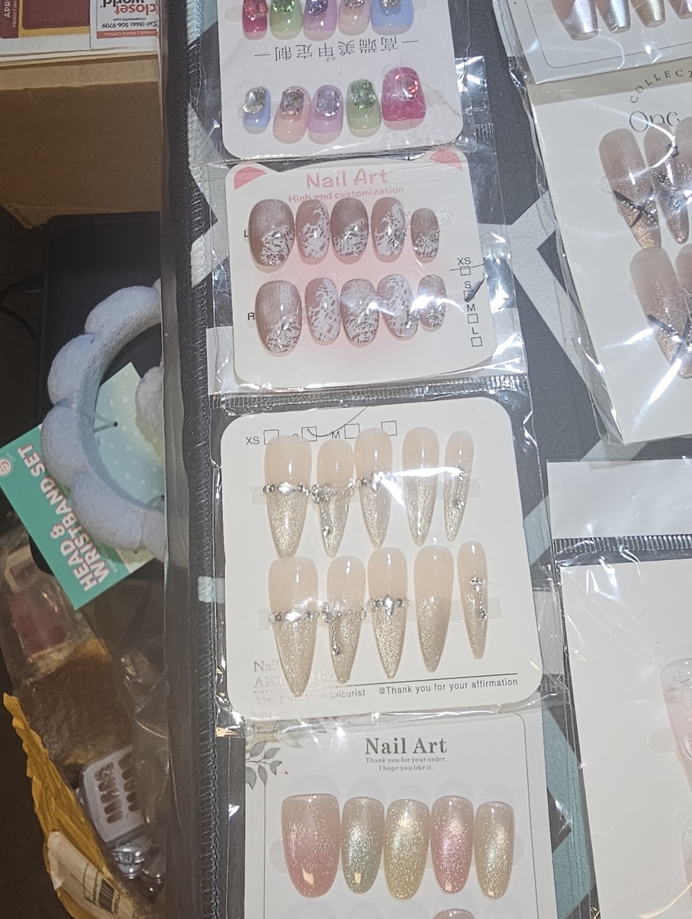 Mixedmakeup - Picture 3 of 4